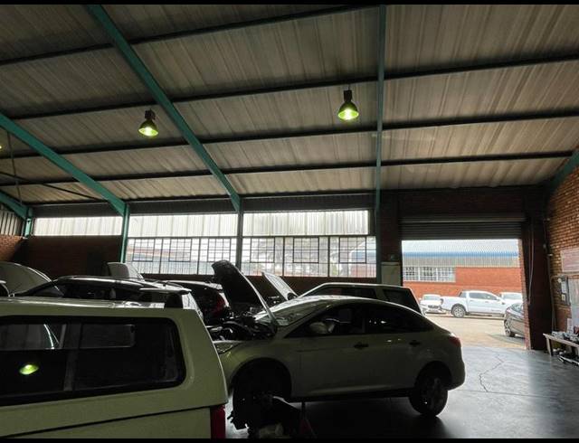 INDUSTRIAL PROPERTY TO RENT IN HENNOPSPARK